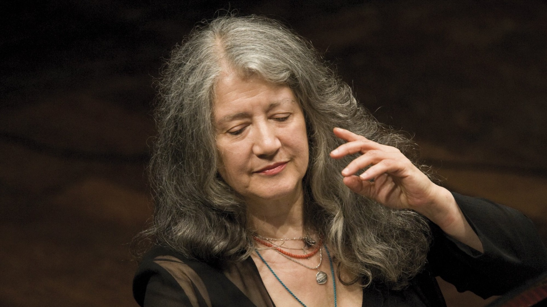  Martha Argerich plays Bach Partita in C Minor, BWV 826, Capriccio