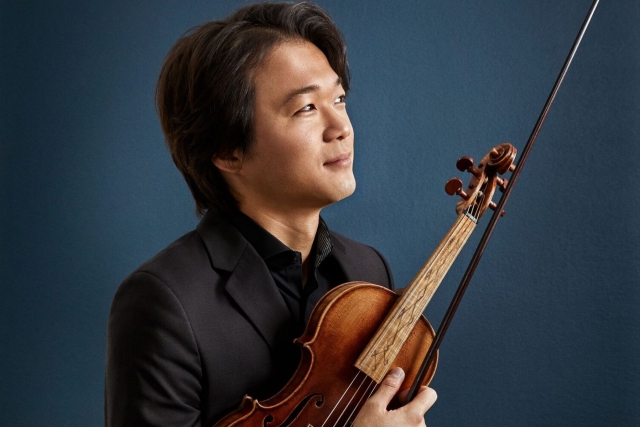Violin and direction: Shunske Sato